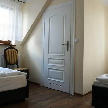 Bed & Breakfast Goscinne W Ratuszu Ogrodzieniec