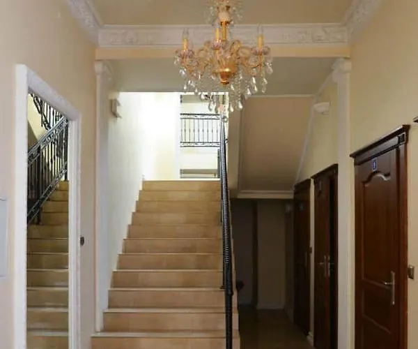 Goscinne W Ratuszu Bed & Breakfast