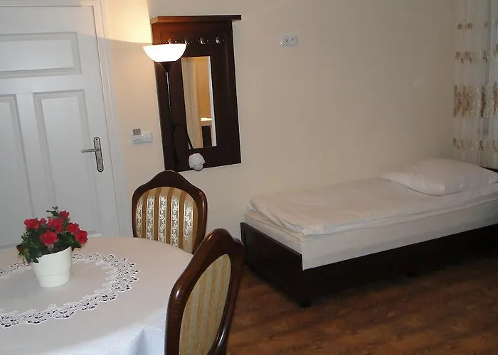 Goscinne W Ratuszu Ogrodzieniec