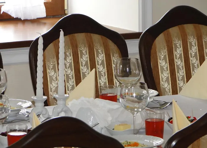 Goscinne W Ratuszu Bed & Breakfast 3*