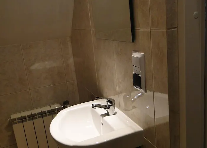 Goscinne W Ratuszu 3*